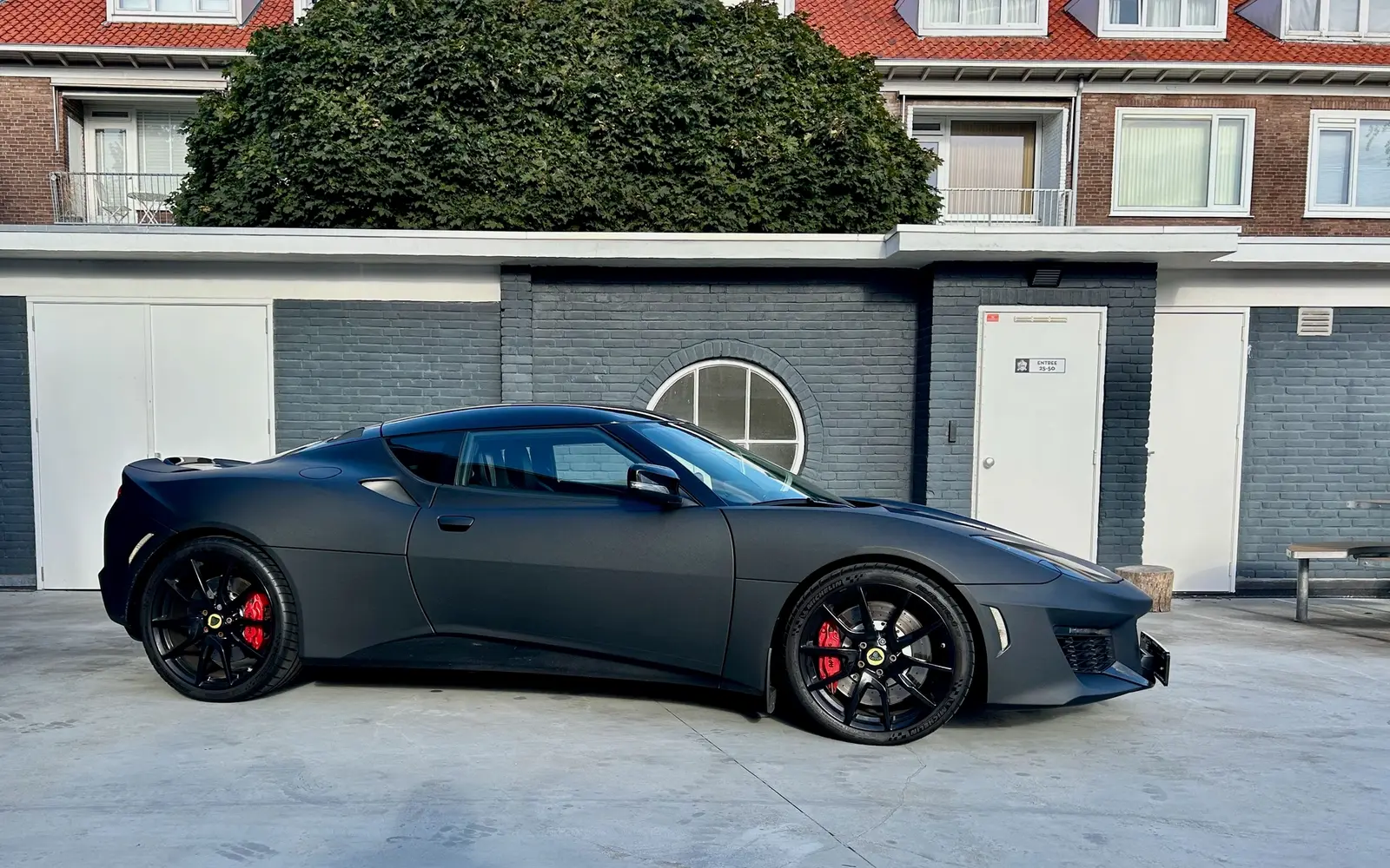 Lotus Lotus Evora 400 2+2