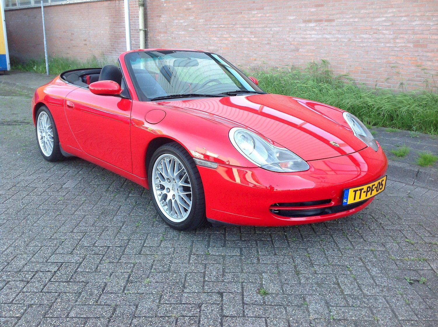 Porsche 911 Cabrio (996-1998)