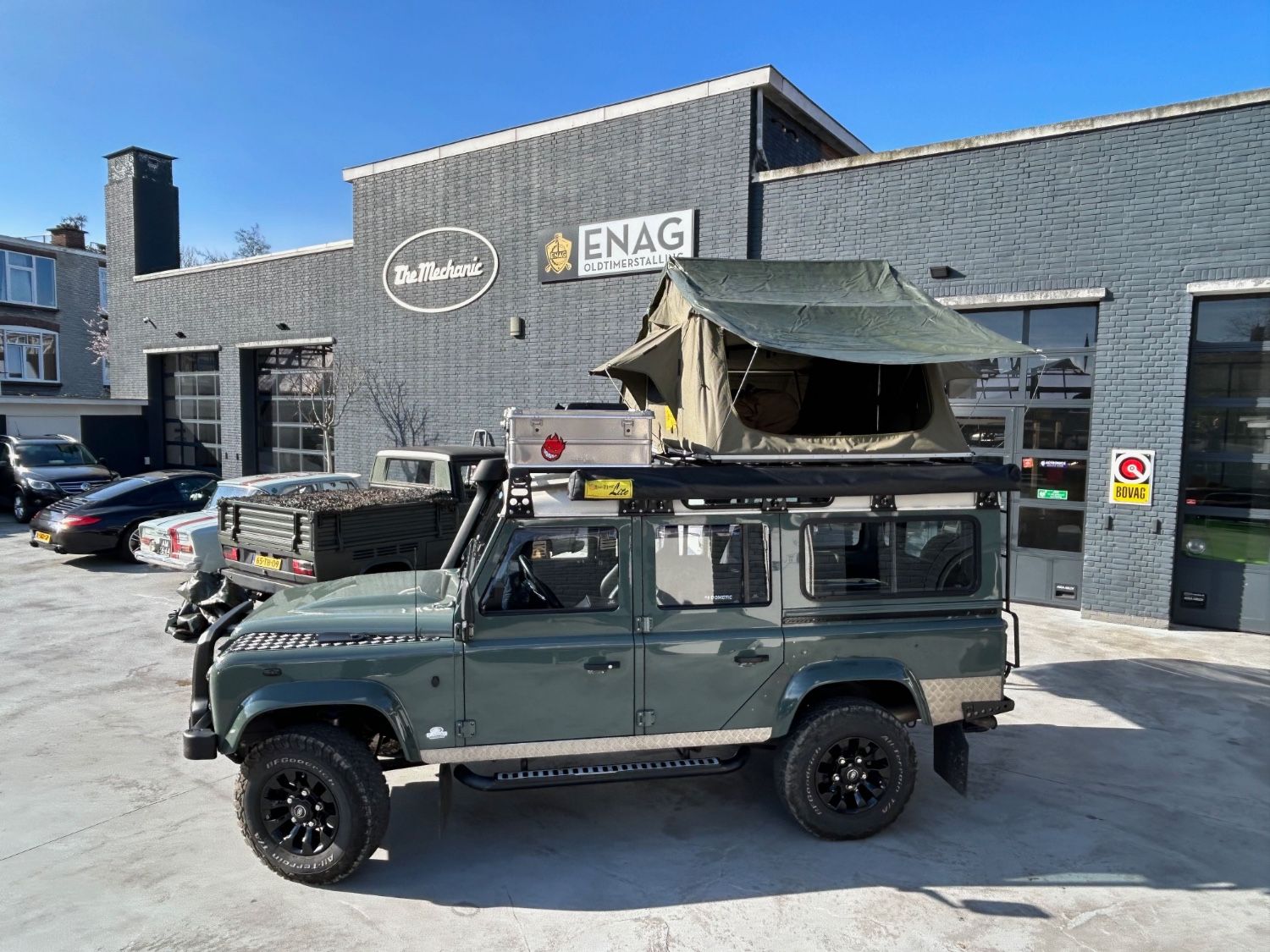 Land Rover Defender Expedition