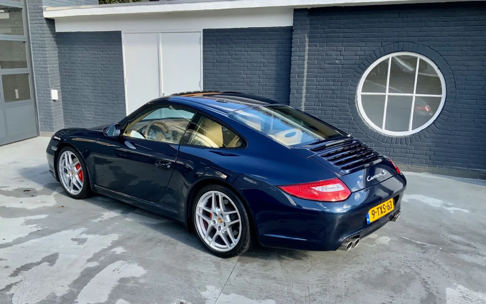 Porsche 911 S (2010)