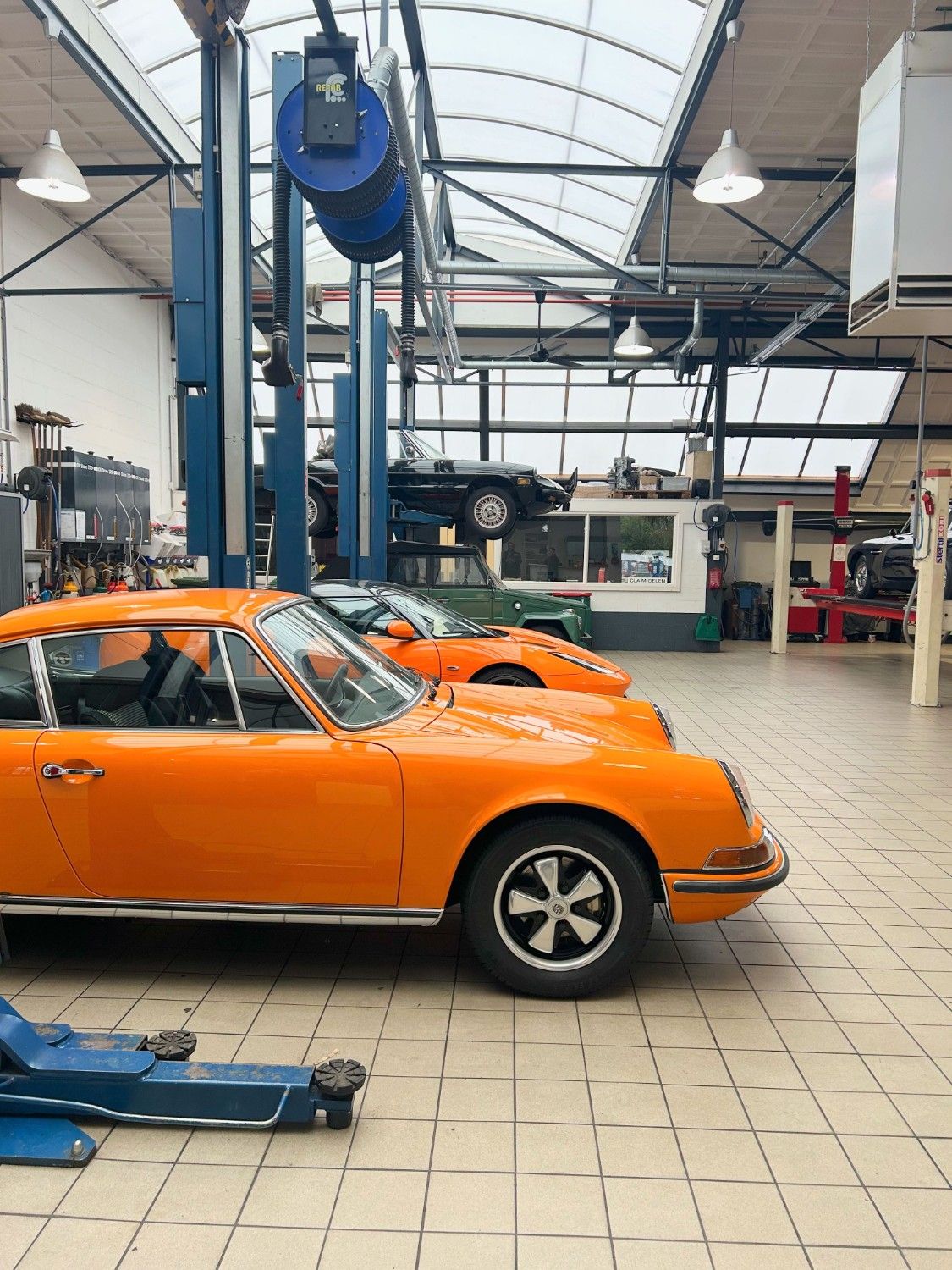Porsche 911T in nieuwstaat