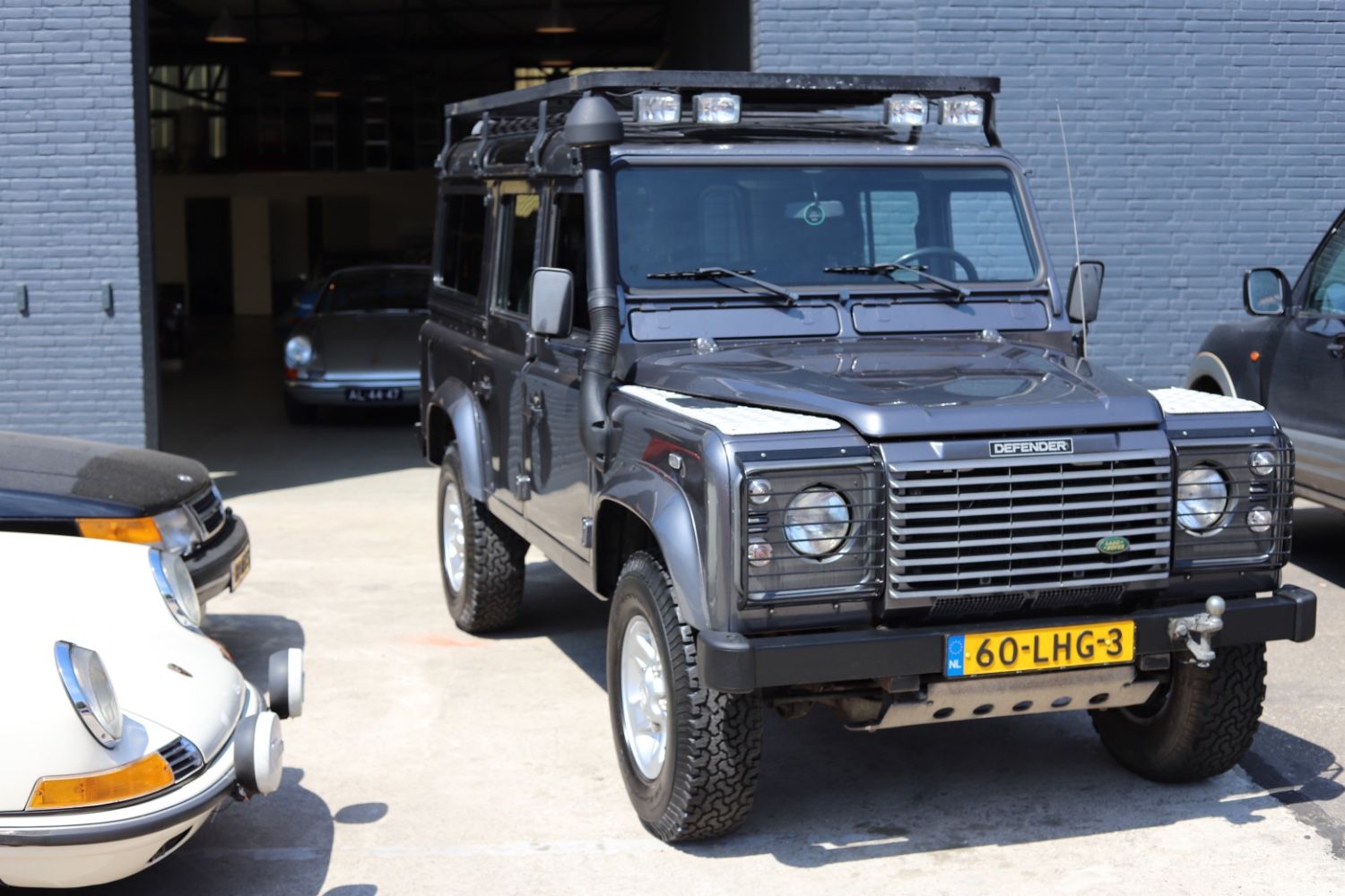 Land Rover Defender 2.5 TD5 110 SW Tech met airco