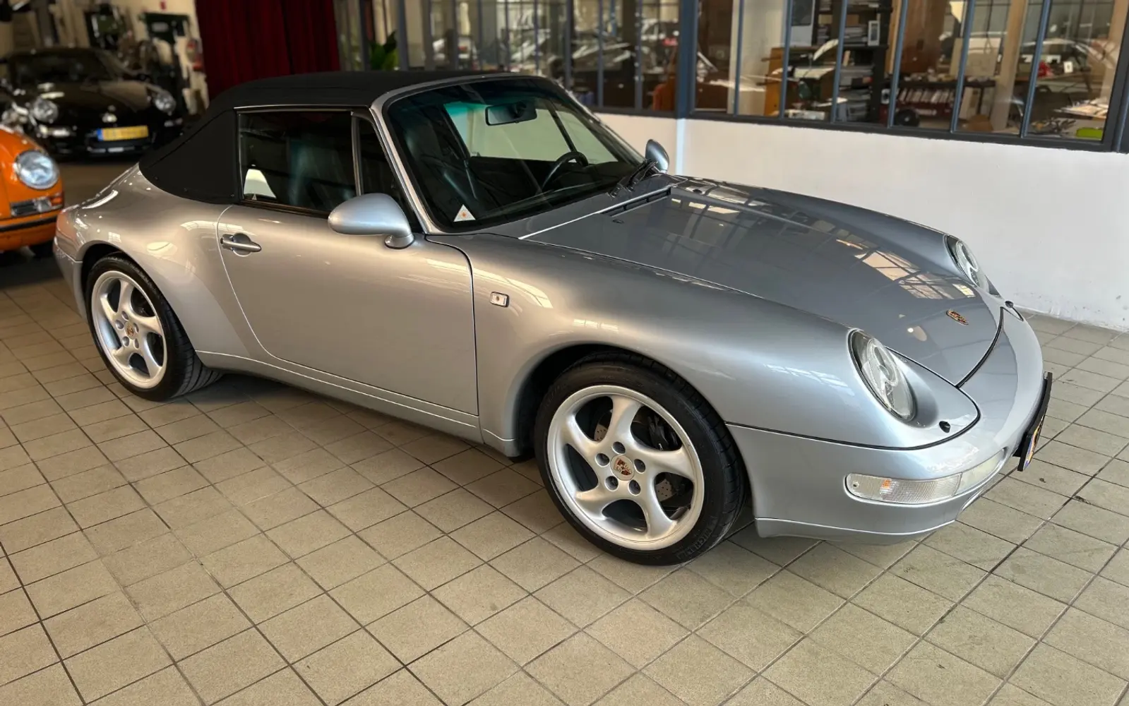 Porsche 993 cabrio (1996)