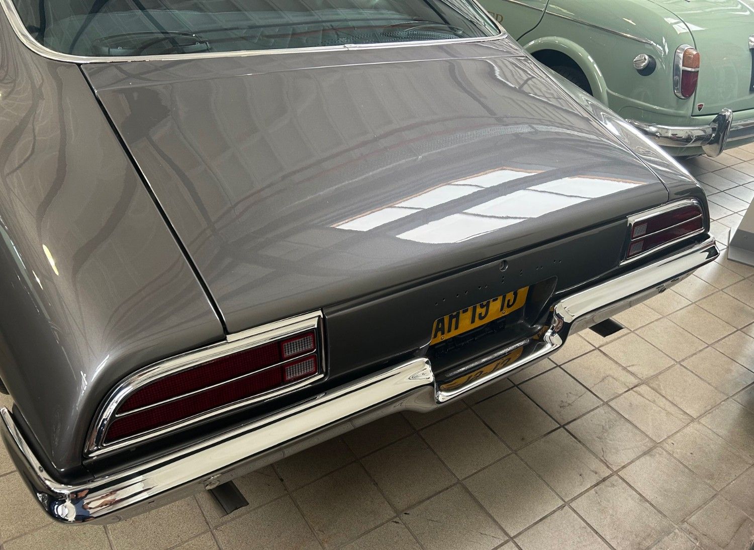 Pontiac Firebird Esprit
