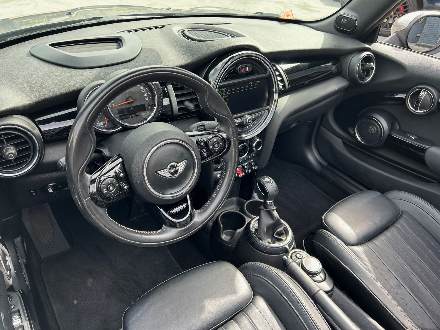 Mini Cooper S cabrio (lage km stand)