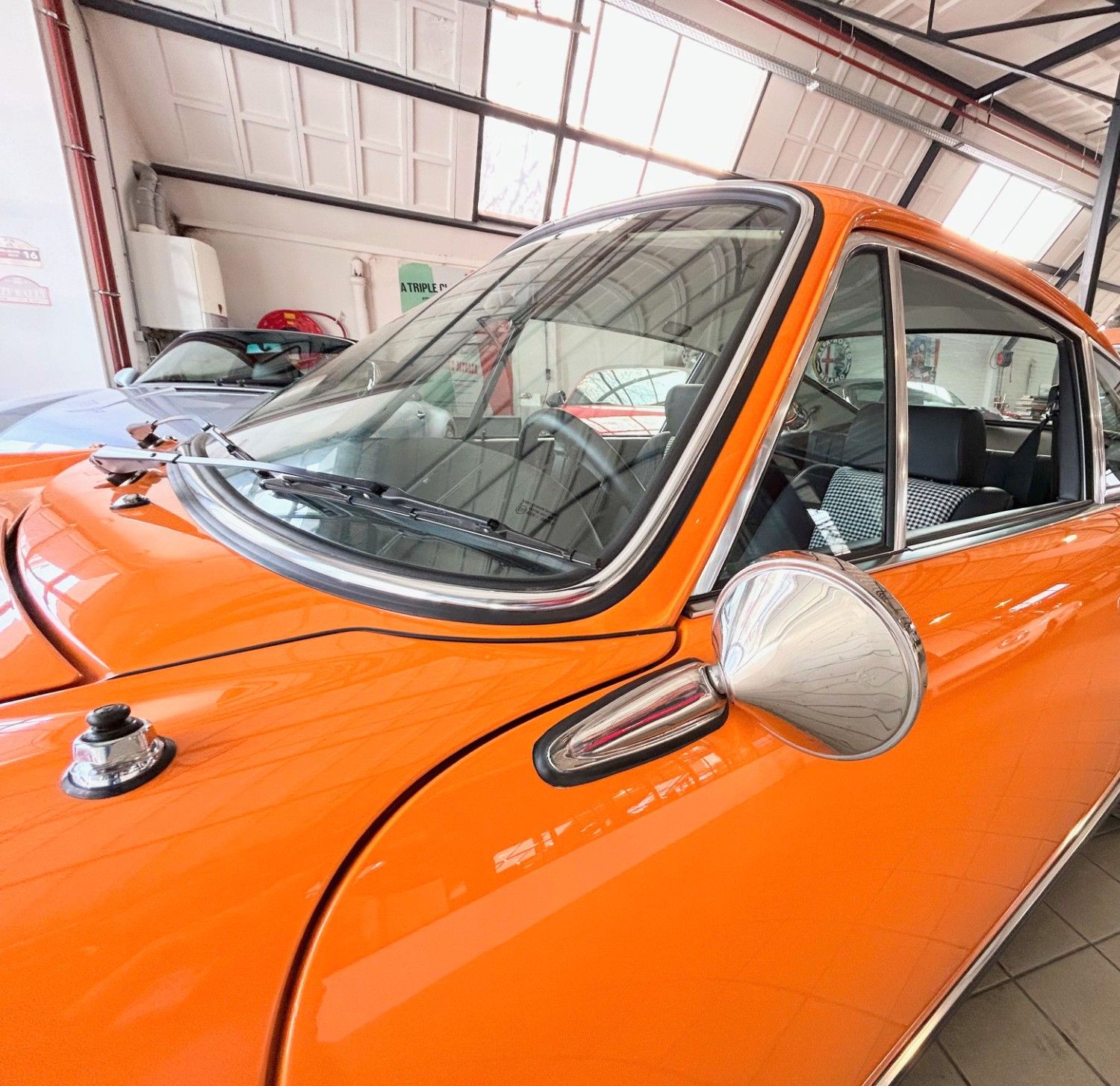 Porsche 911T in nieuwstaat