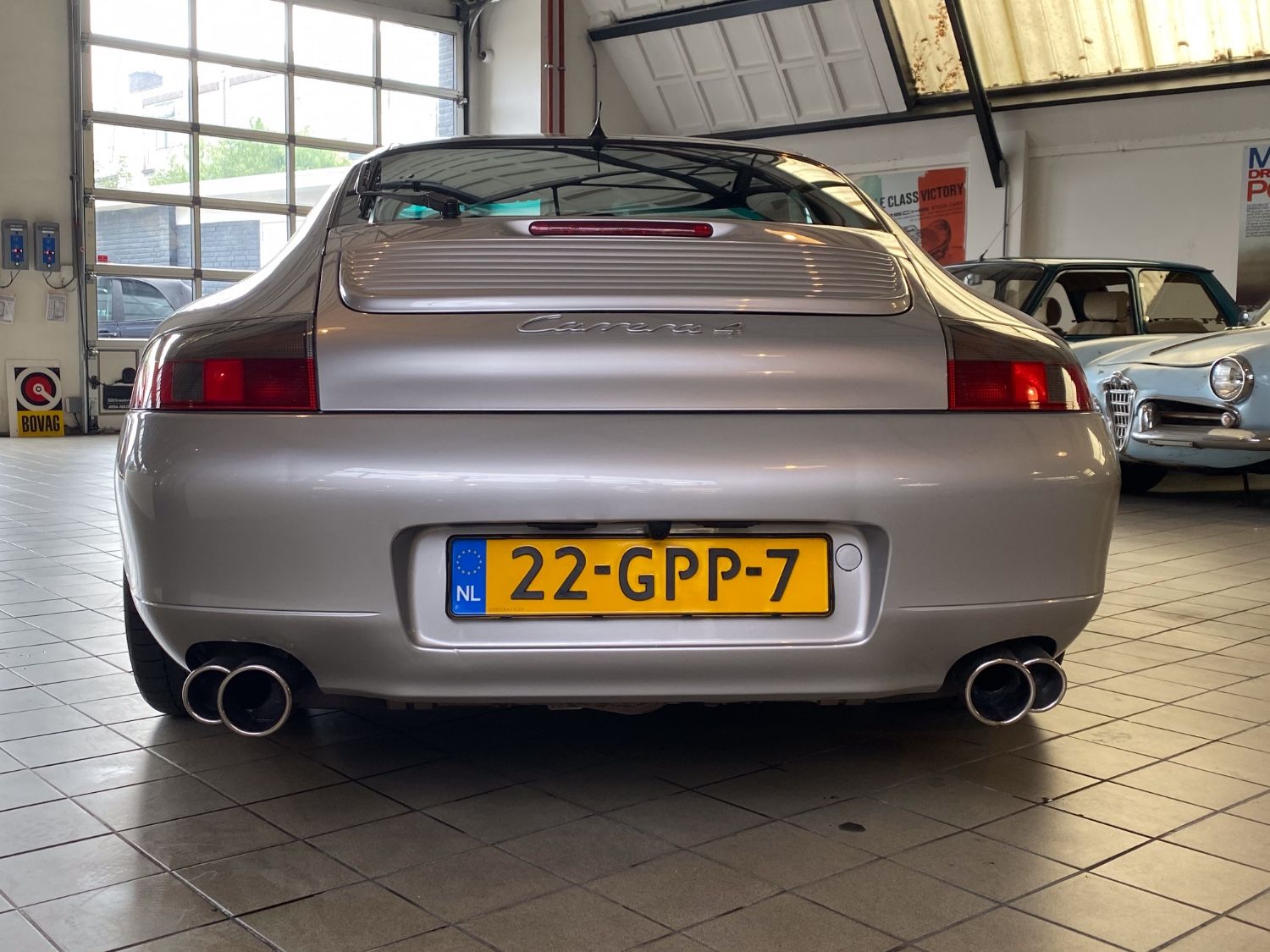 Porsche 996 Carrera 4 (1999)