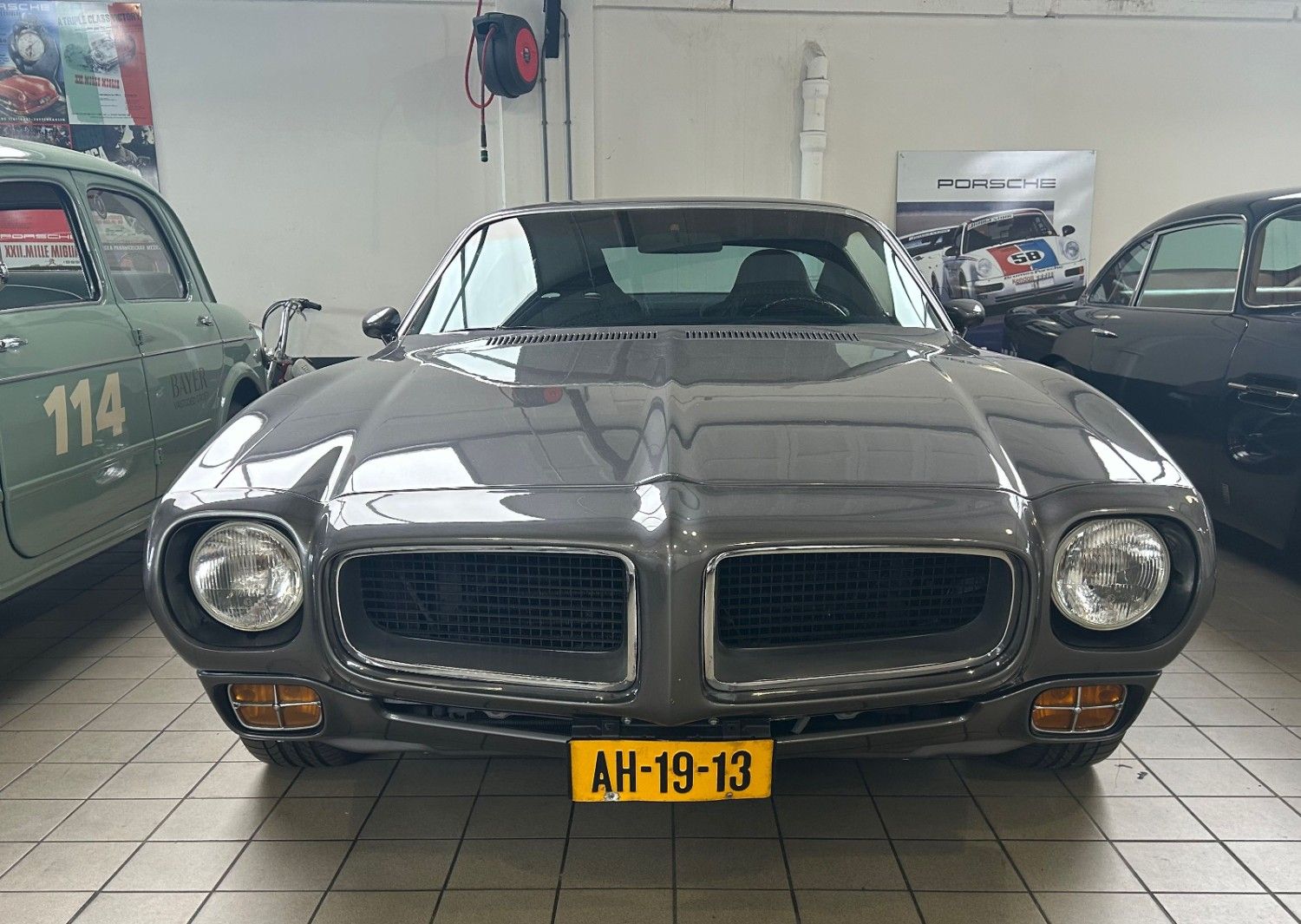 Pontiac Firebird Esprit