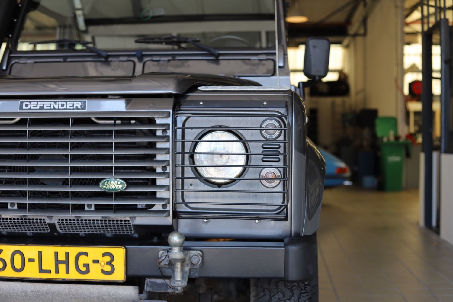 Land Rover Defender 2.5 TD5 110 SW Tech met airco