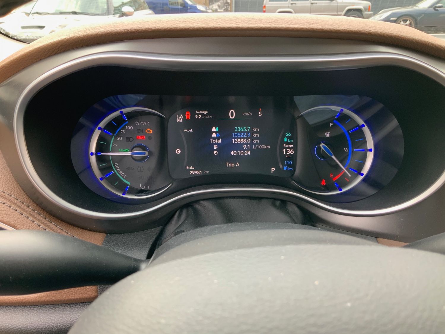 Chrysler Pacifica Limited (Hybride) Lage km stand