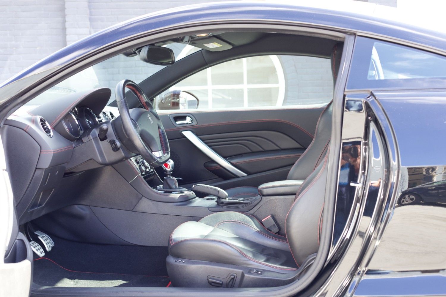 Peugeot RCZ R