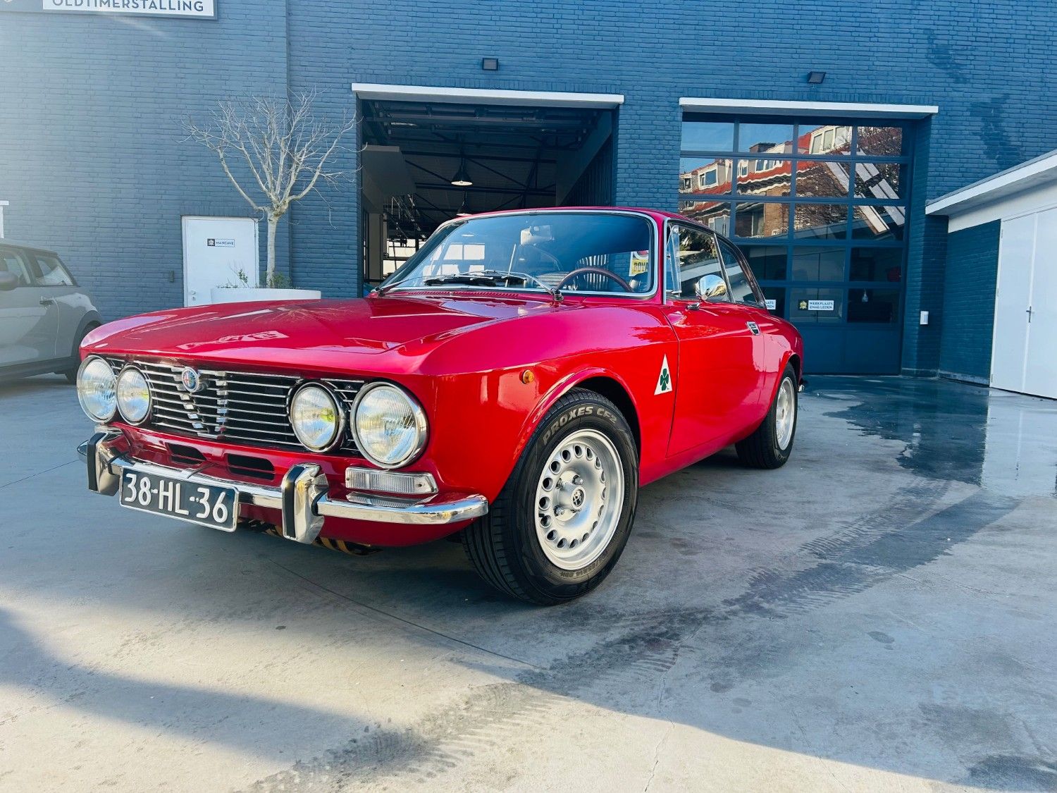 GT1300 Junior Lusso