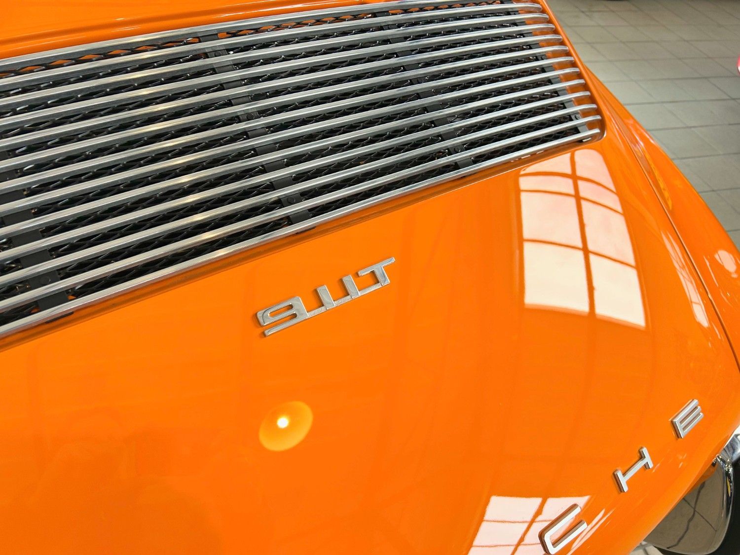 Porsche 911T in nieuwstaat