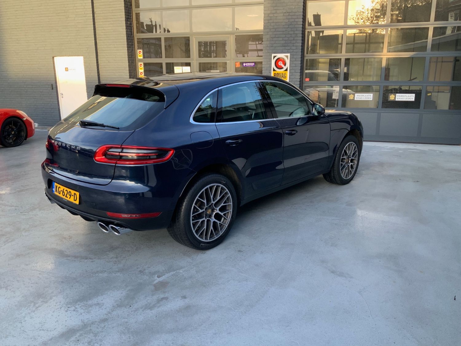 Porsche Macan
