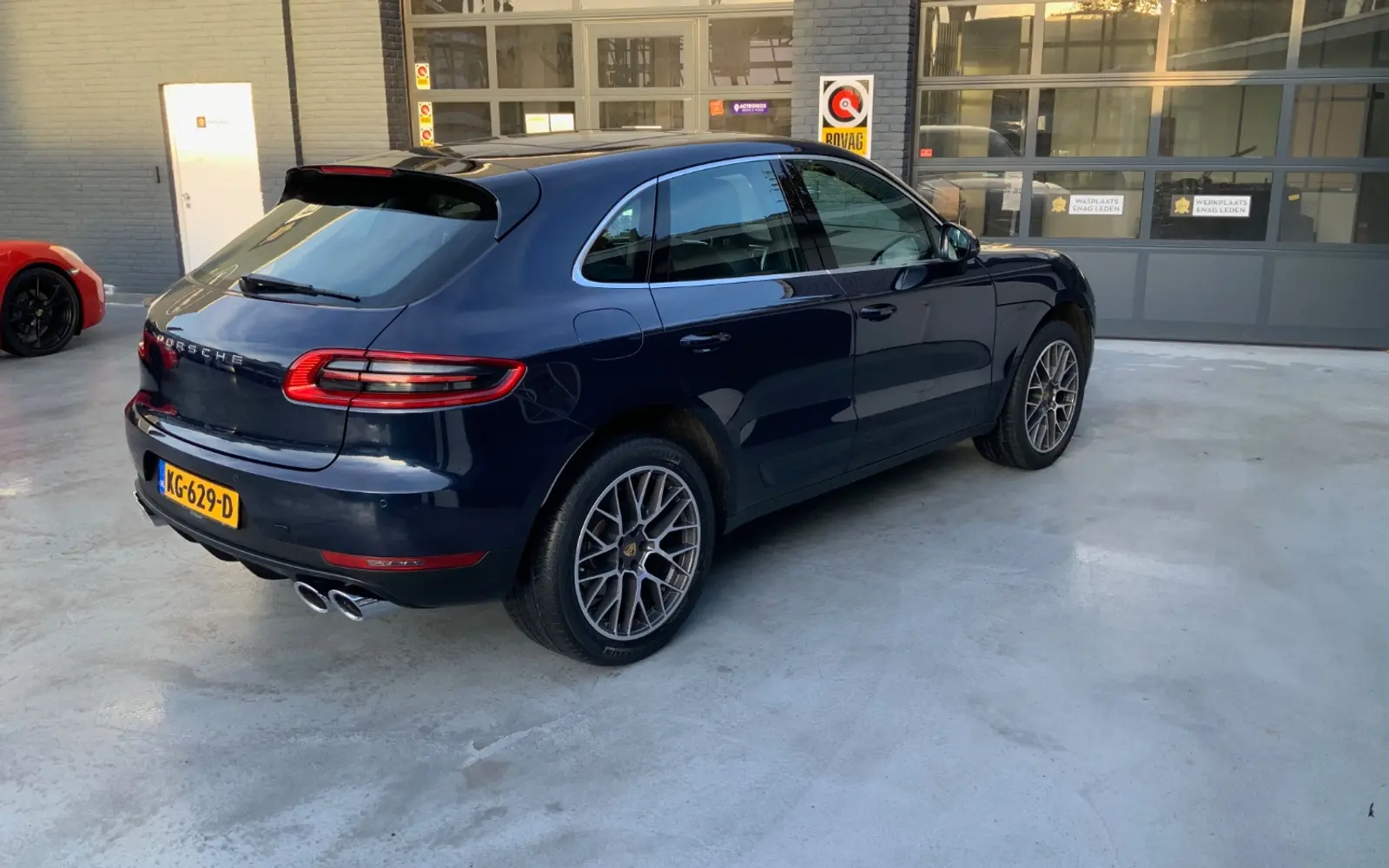Porsche Macan
