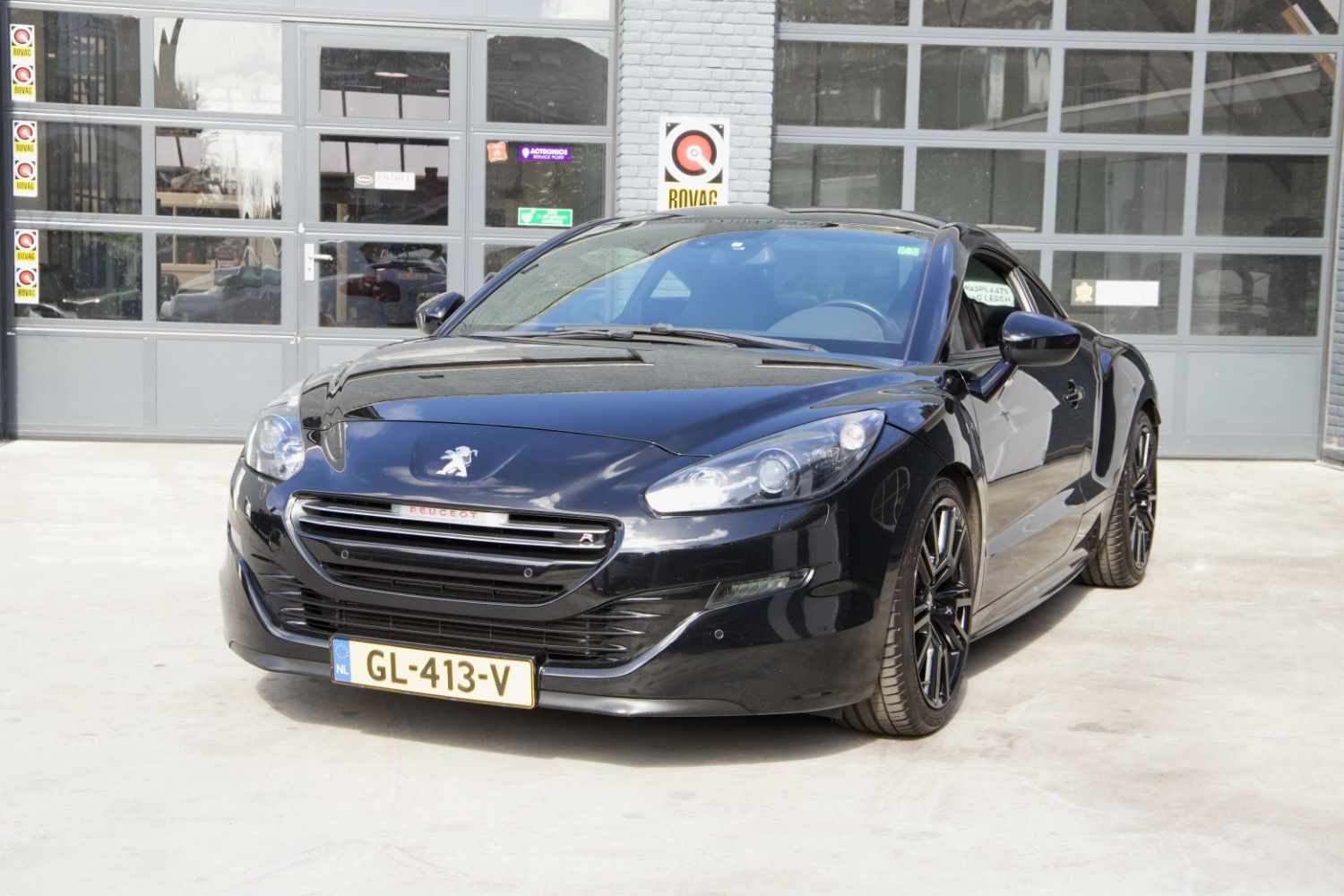 Peugeot RCZ R