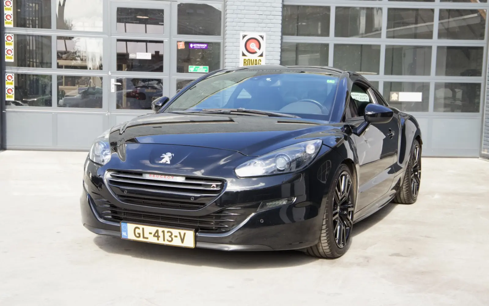 Peugeot RCZ R