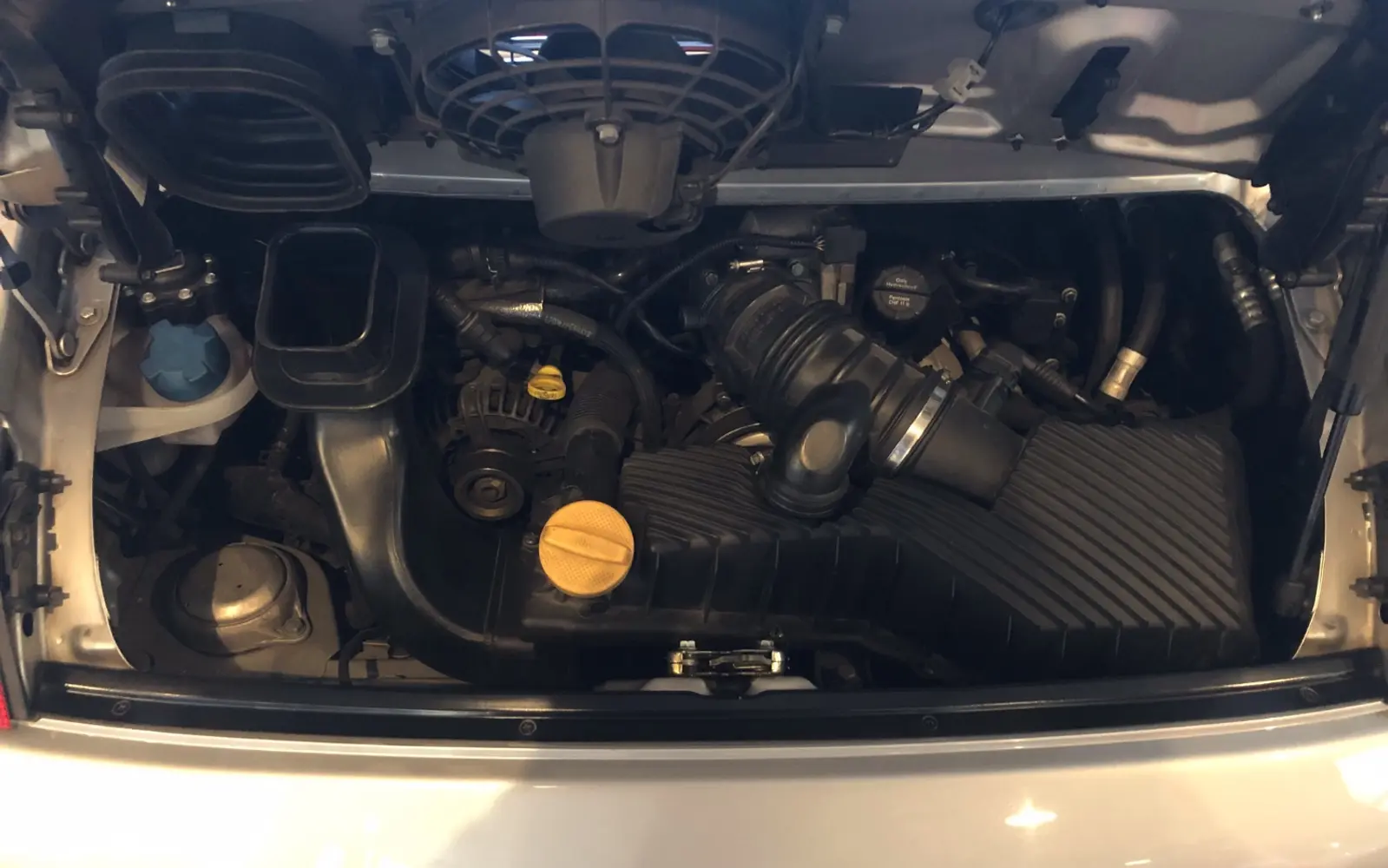 Porsche 996 Carrera 4 (1999)
