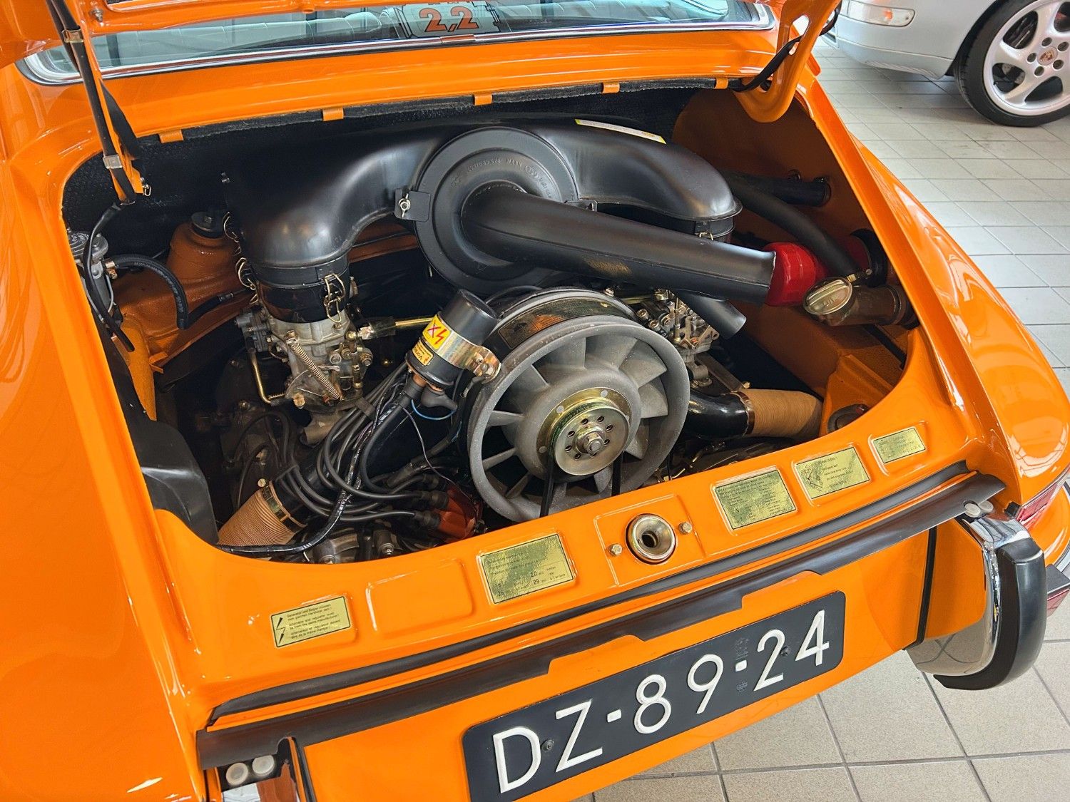 Porsche 911T in nieuwstaat