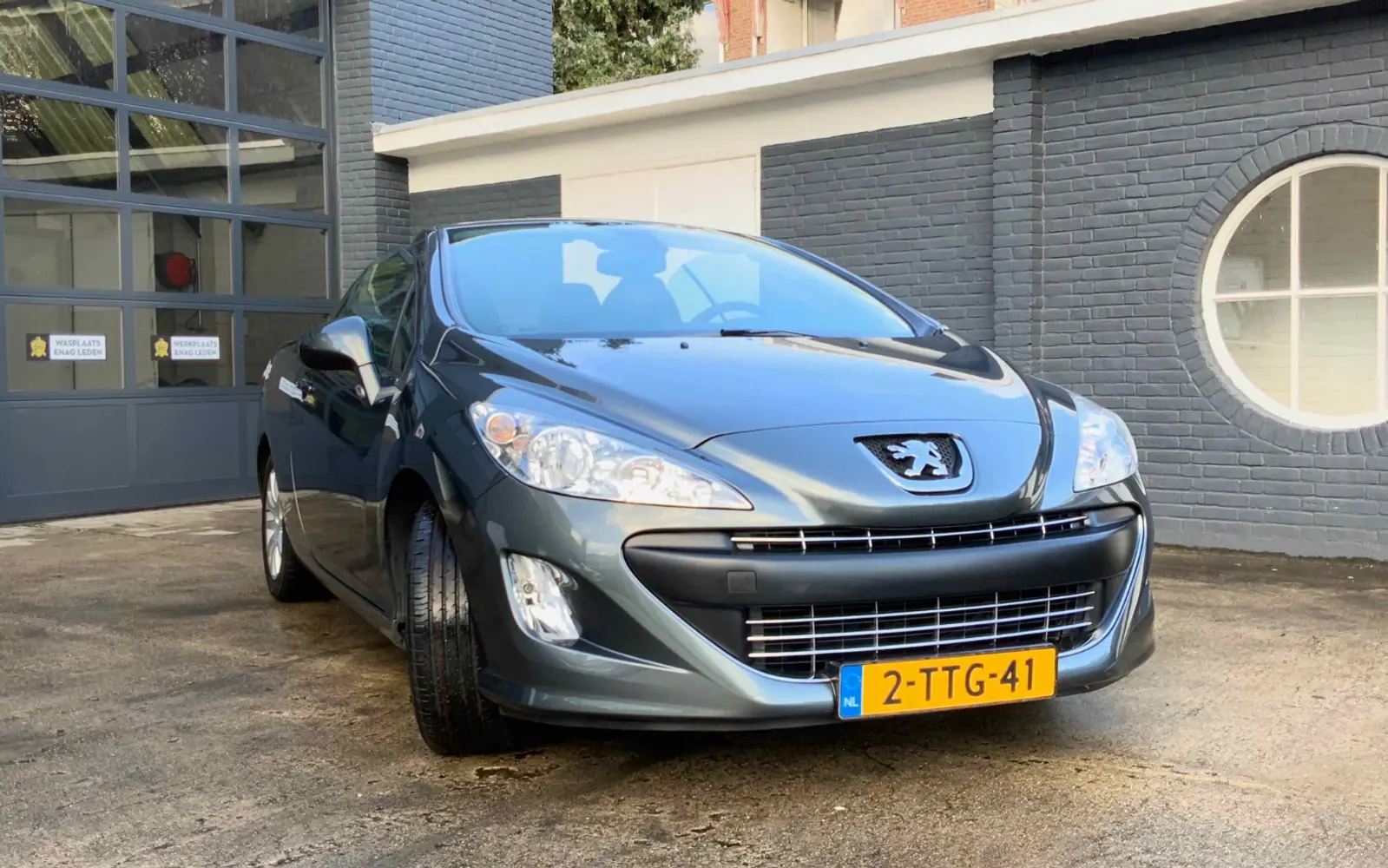 Peugeot 308 Cabrio met lage km stand
