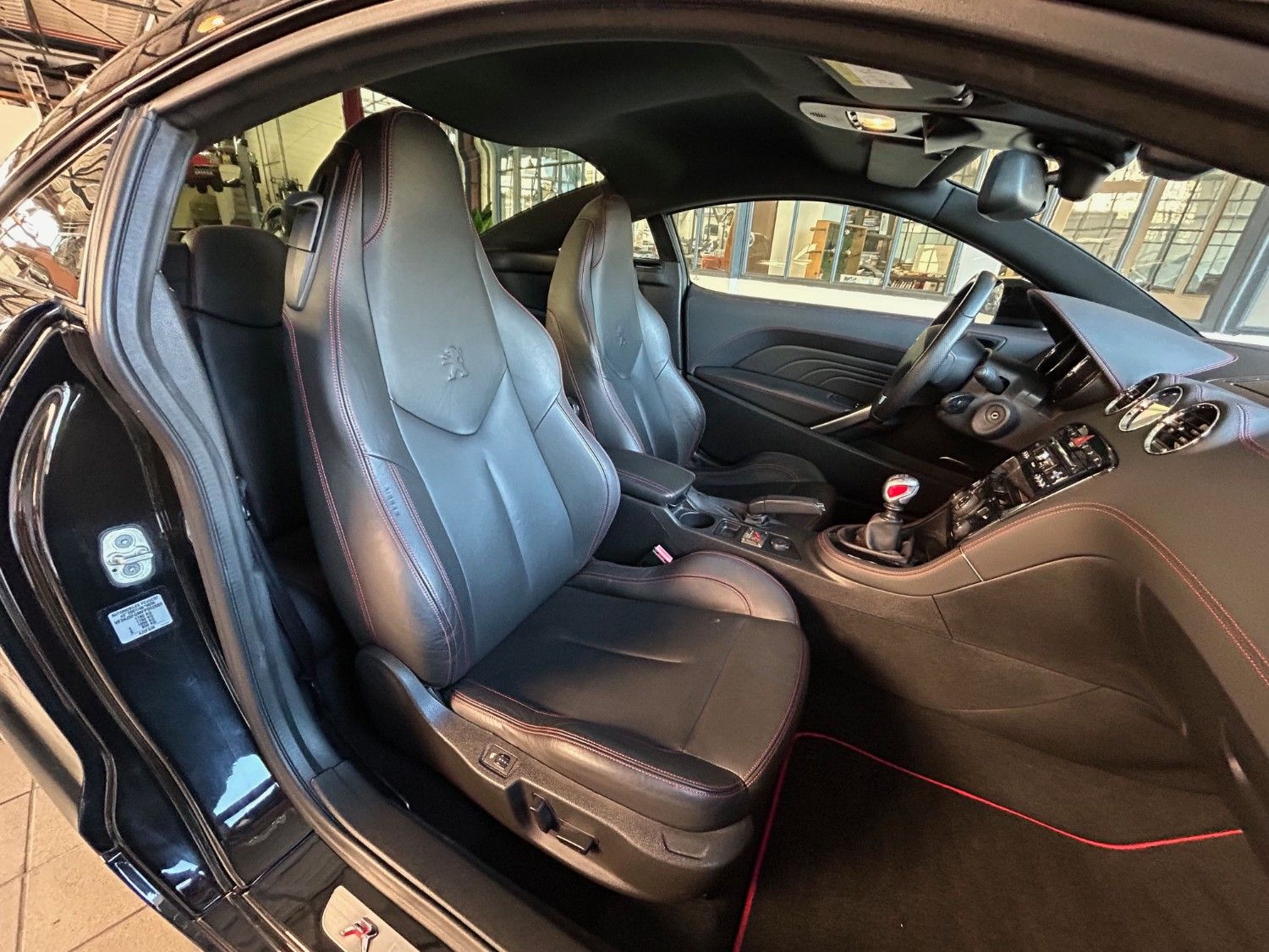 Peugeot RCZ R