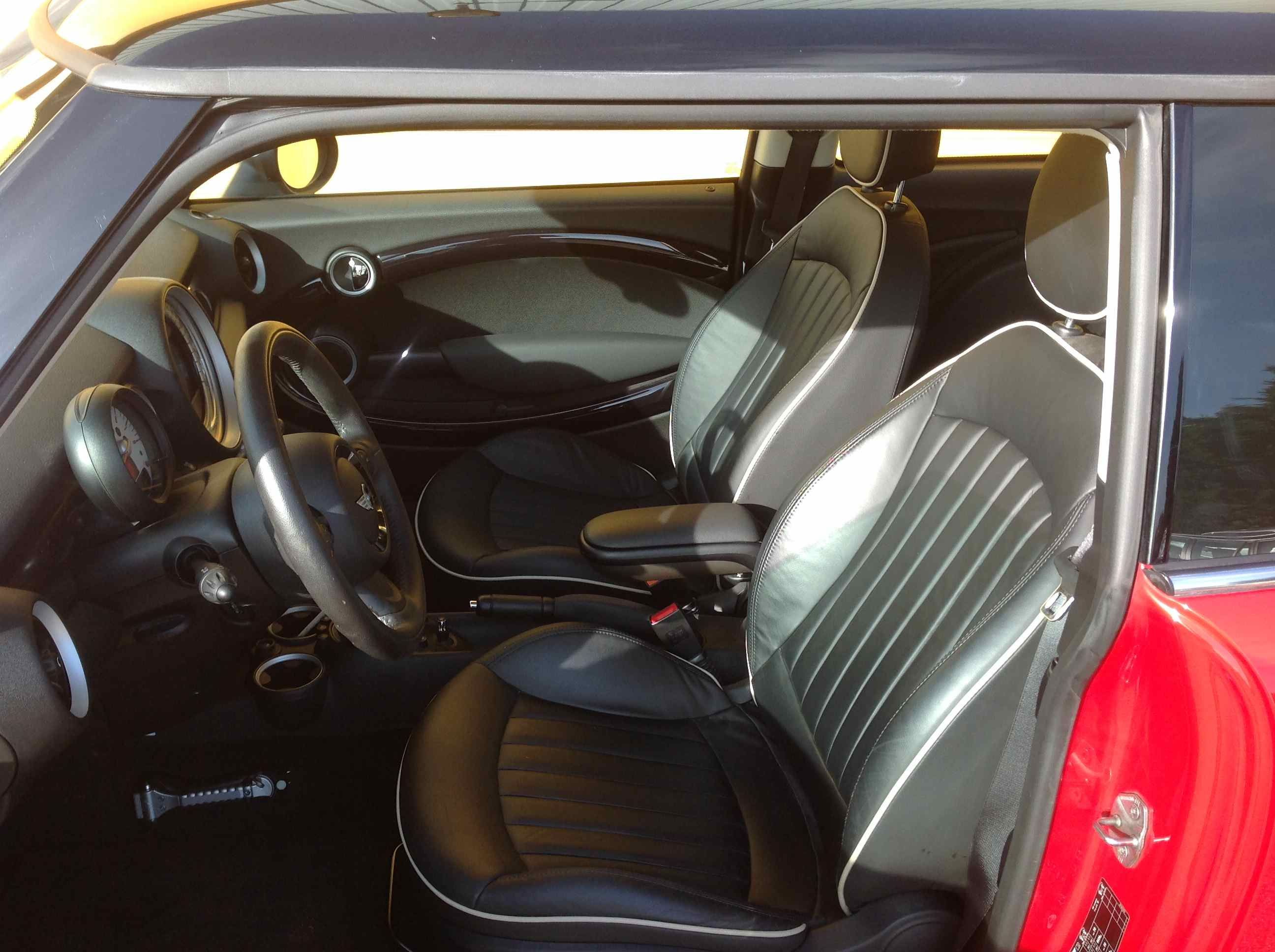 Mini Cooper 10 years Chili uitvoering