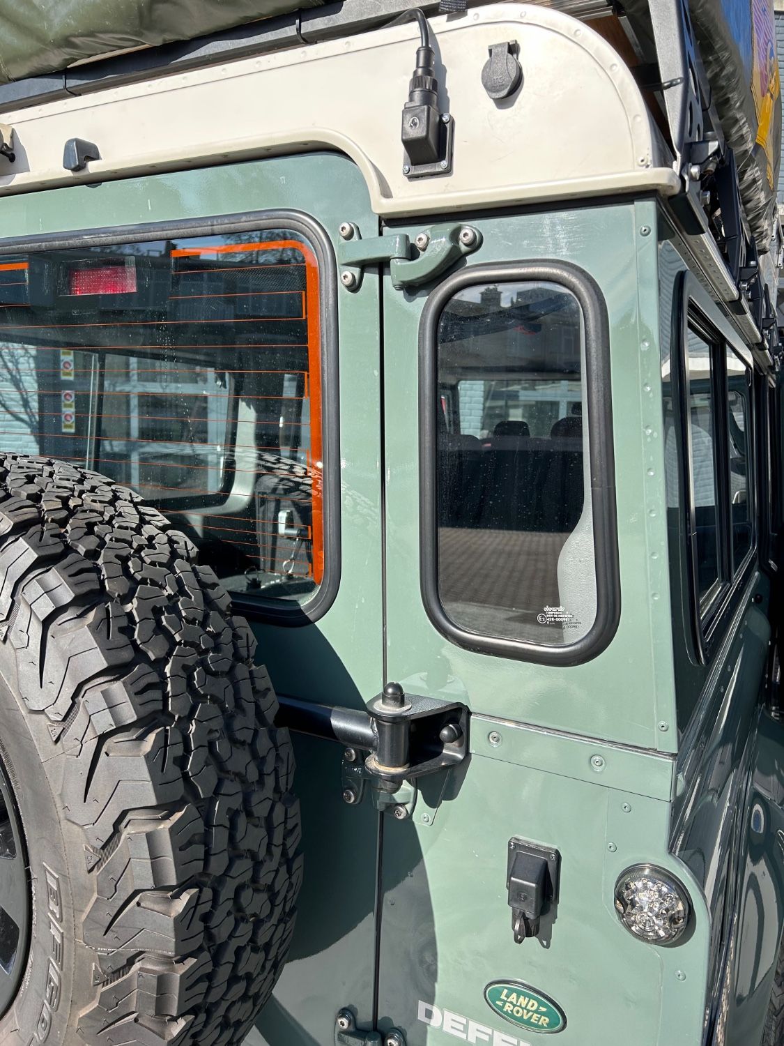 Land Rover Defender Expedition