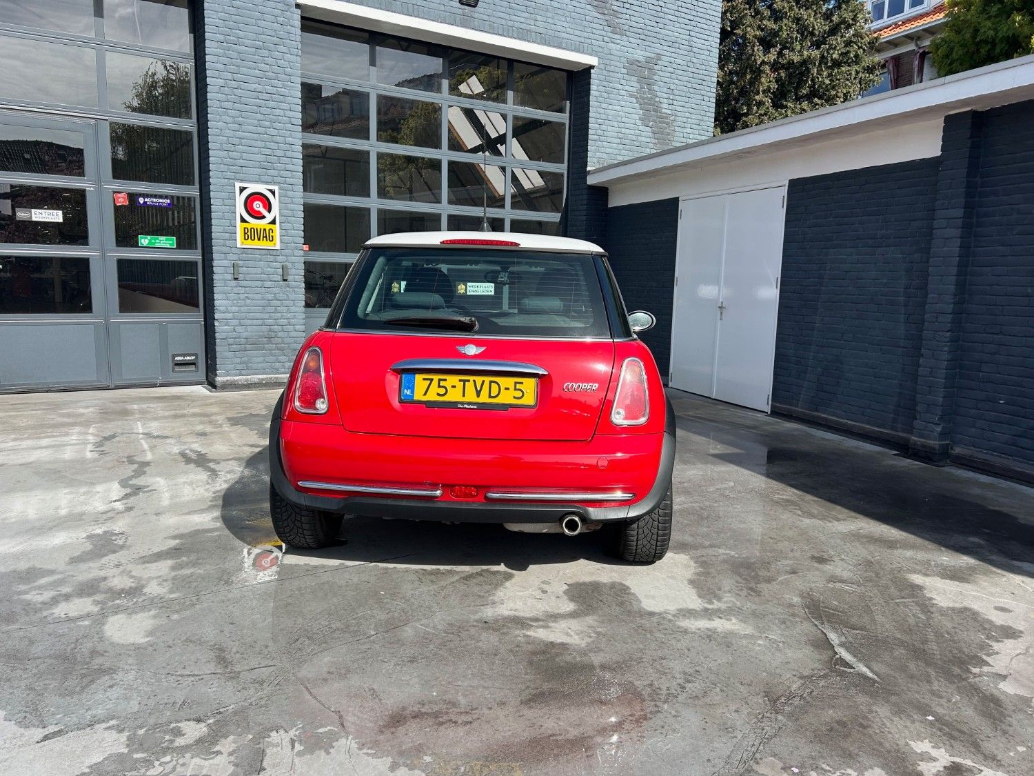 Mini Cooper met automaat