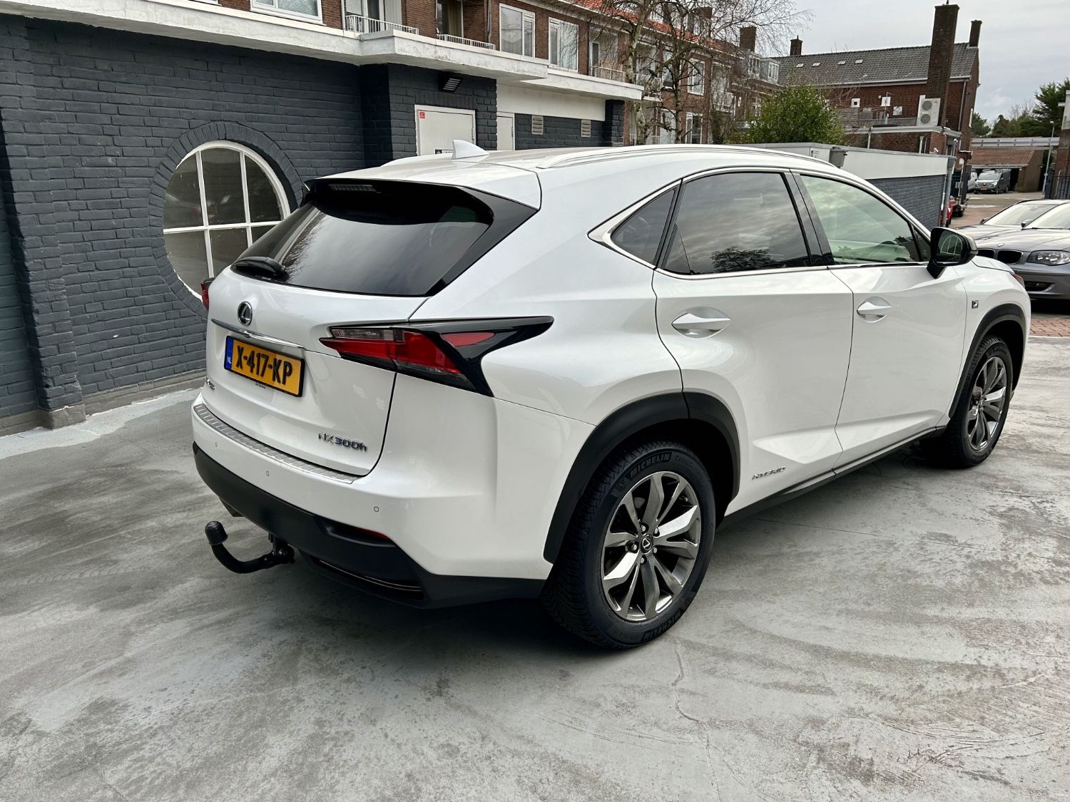 Lexus NX300h AWD Sportline limited