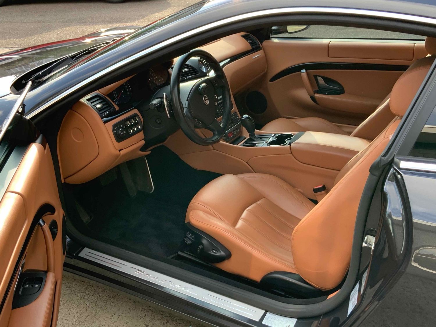 Maserati Granturismo 4.2 (Lage km stand)