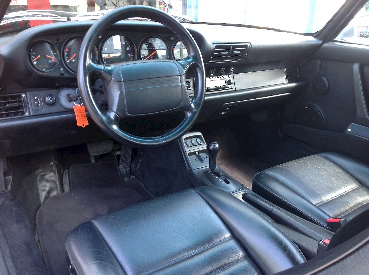 Porsche 964