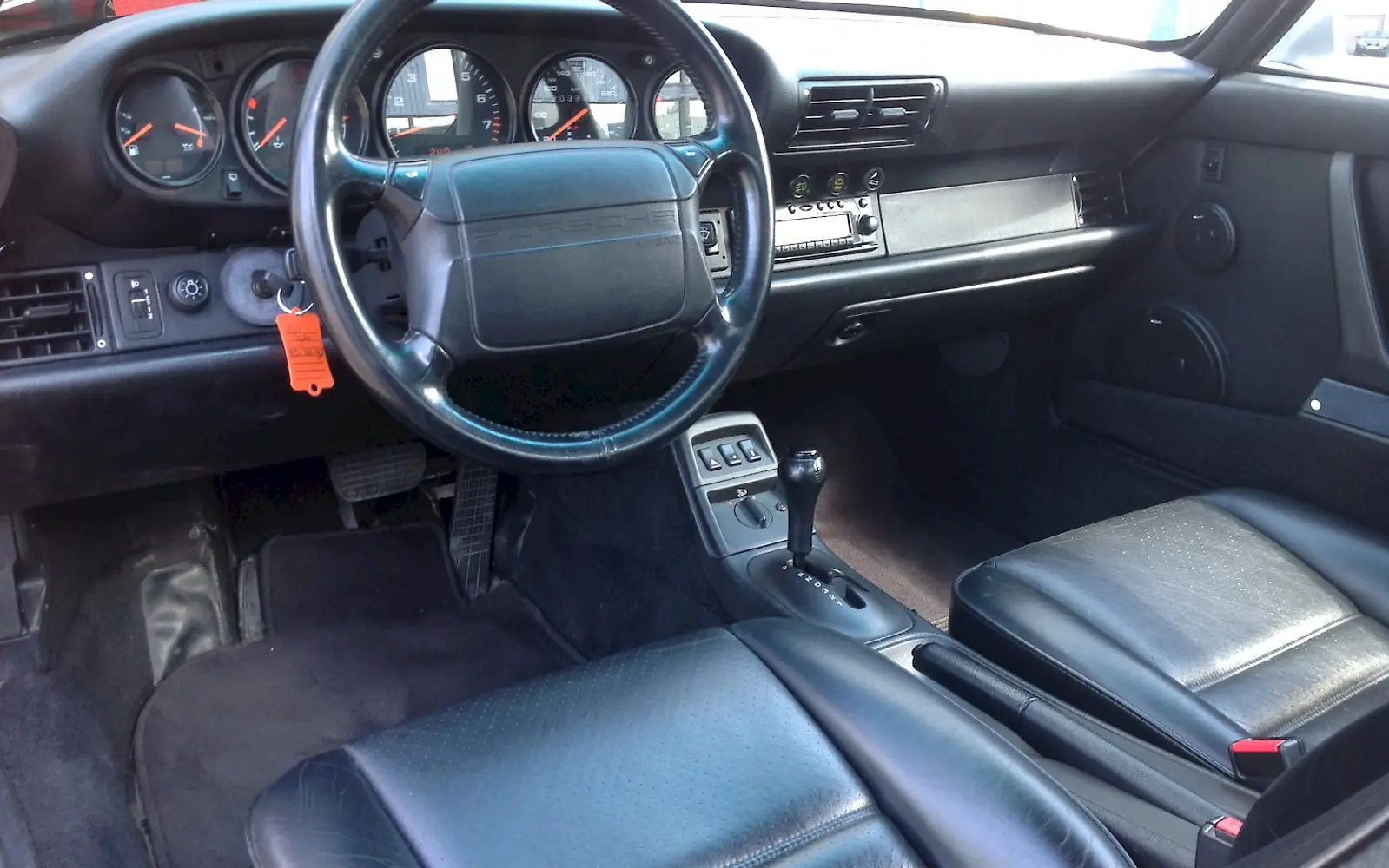 Porsche 964