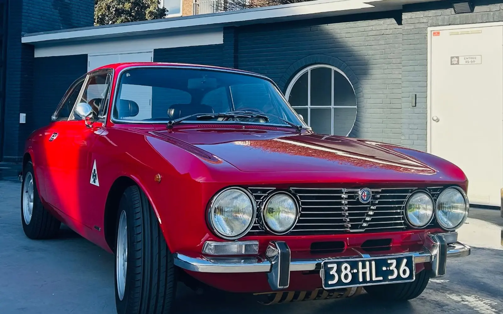 Alfa Romeo GT1300 Junior Lusso