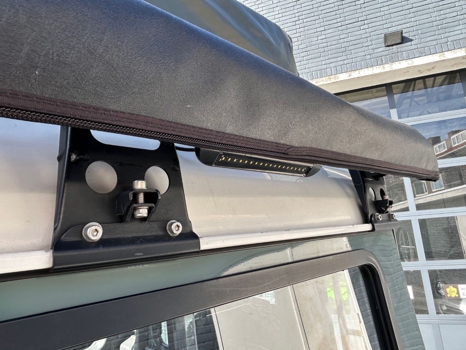 Land Rover Defender Expedition
