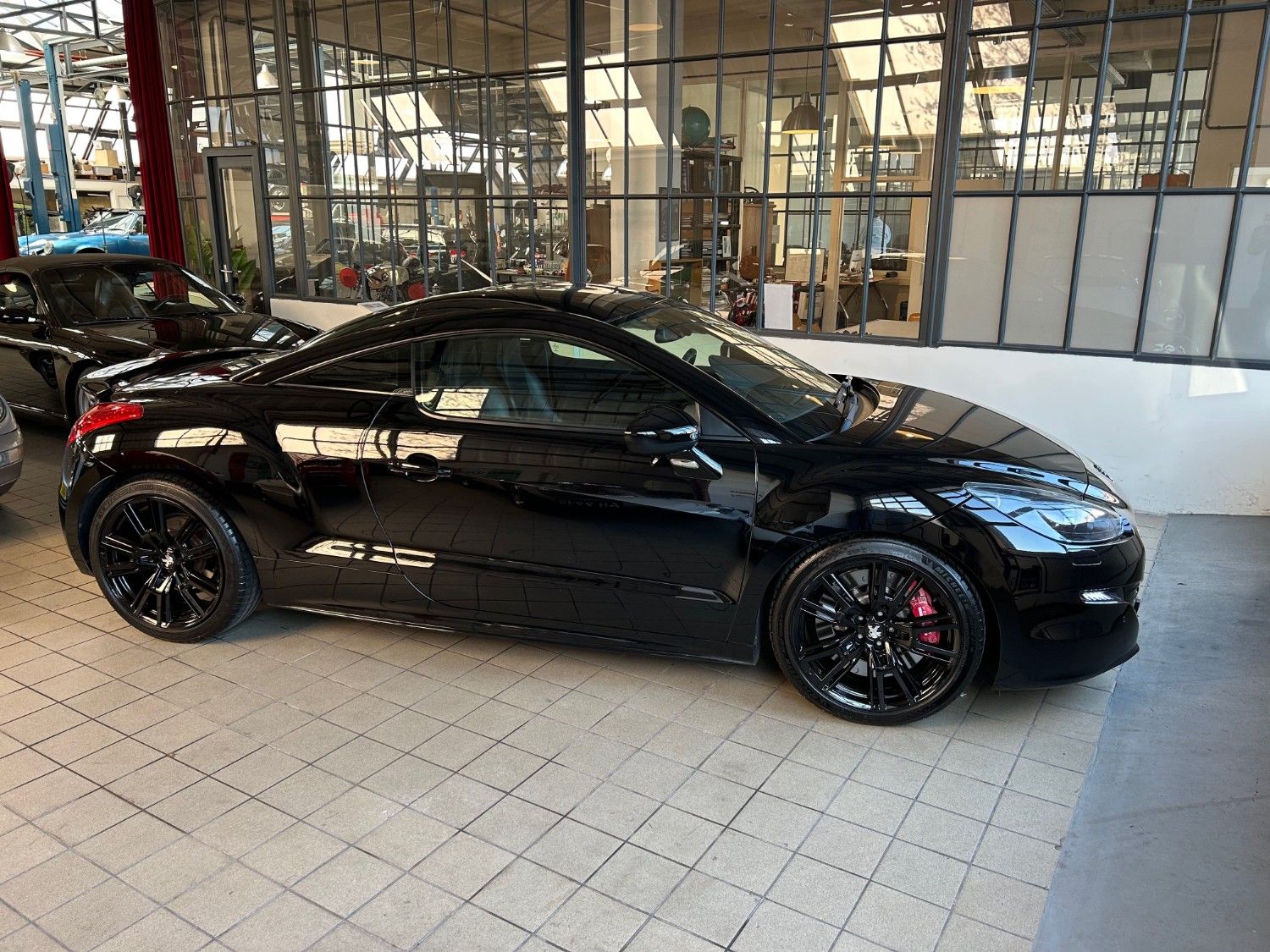 Peugeot RCZ R