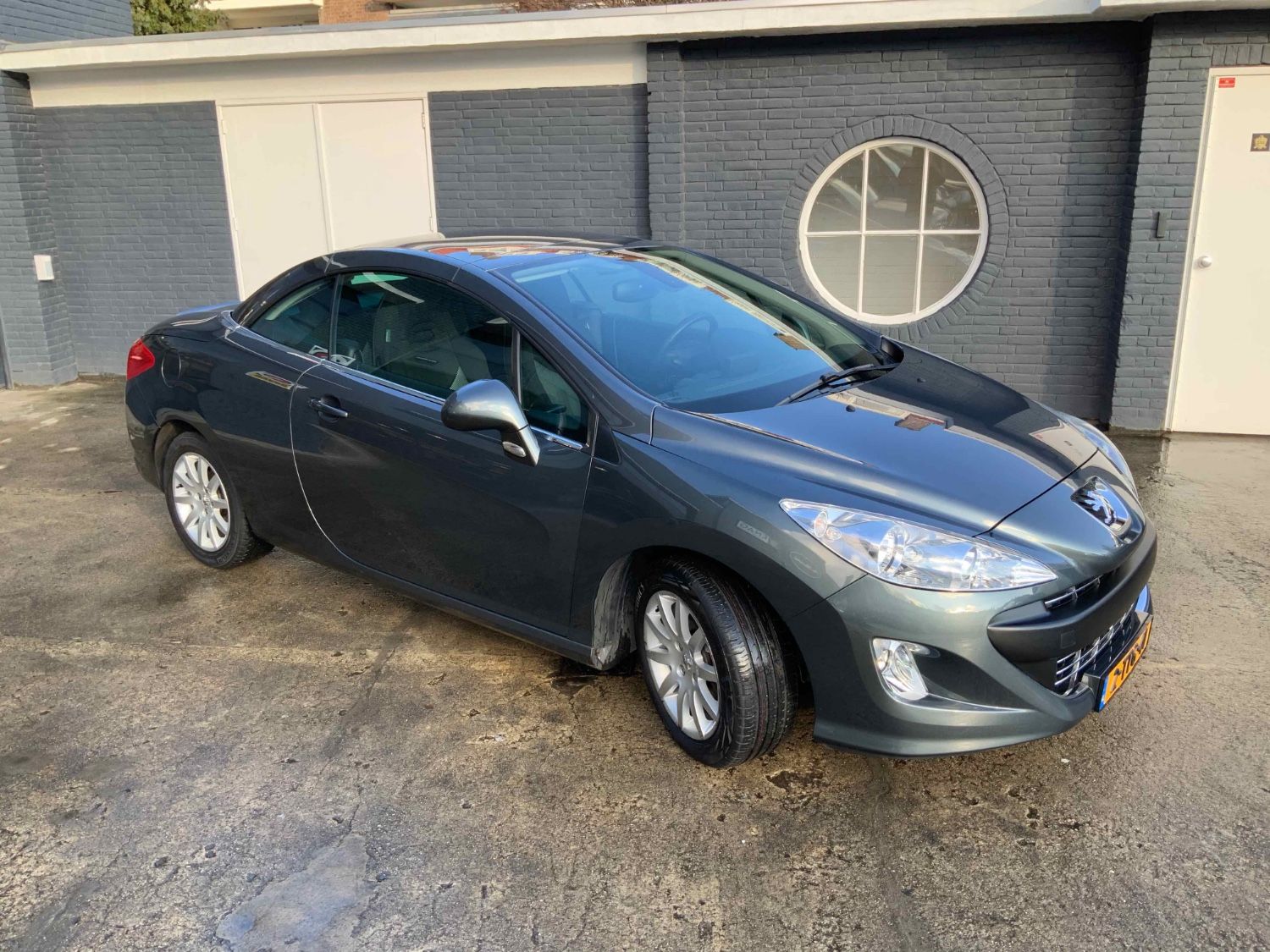 Peugeot 308 Cabrio met lage km stand