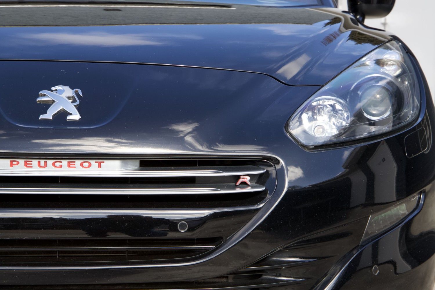 Peugeot RCZ R