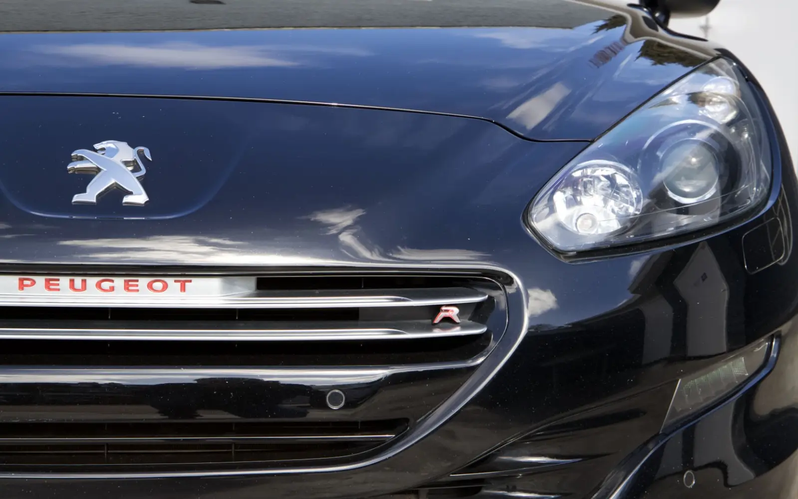 Peugeot RCZ R