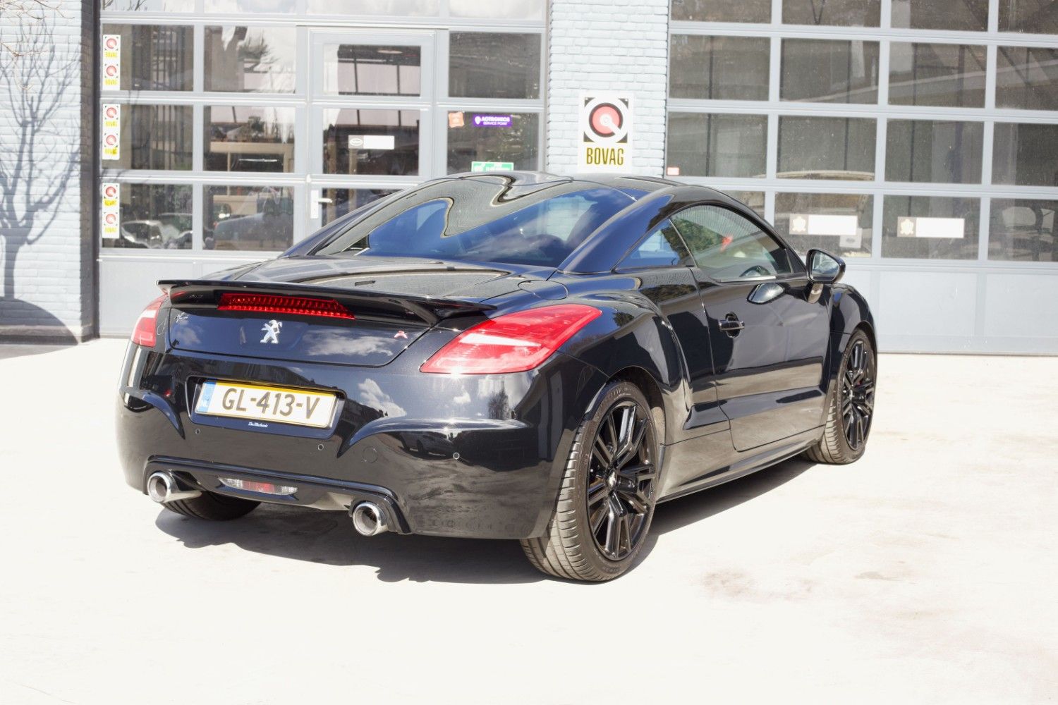 Peugeot RCZ R