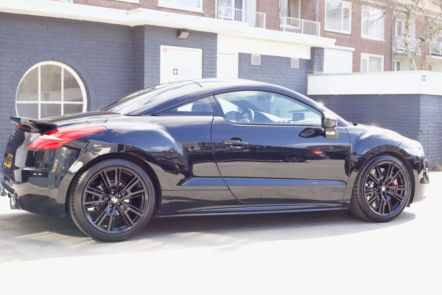 Peugeot RCZ R