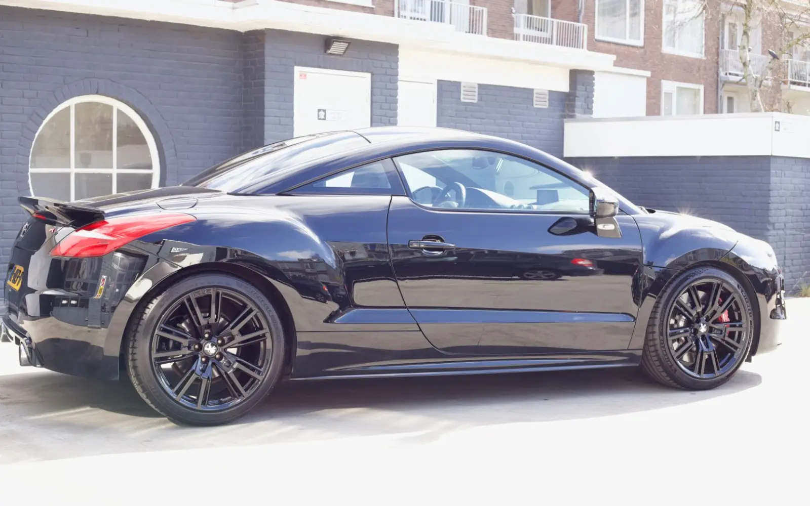 Peugeot RCZ R