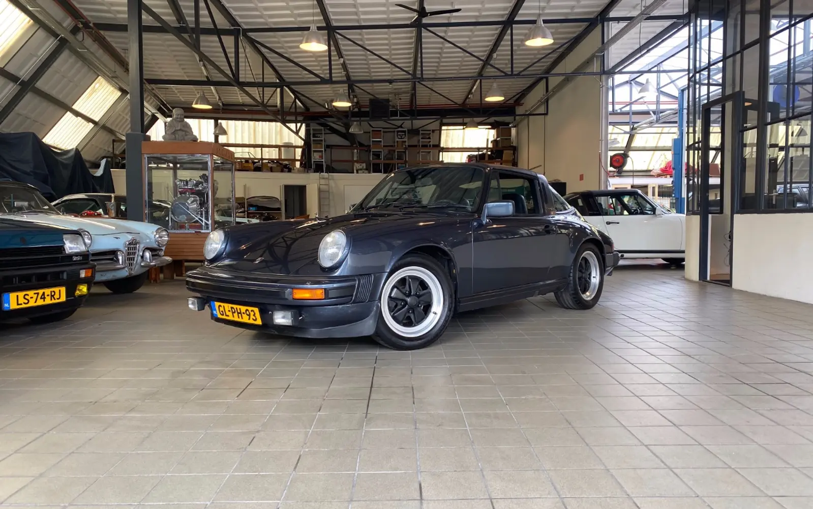 Porsche 911 Targa SC (1983)