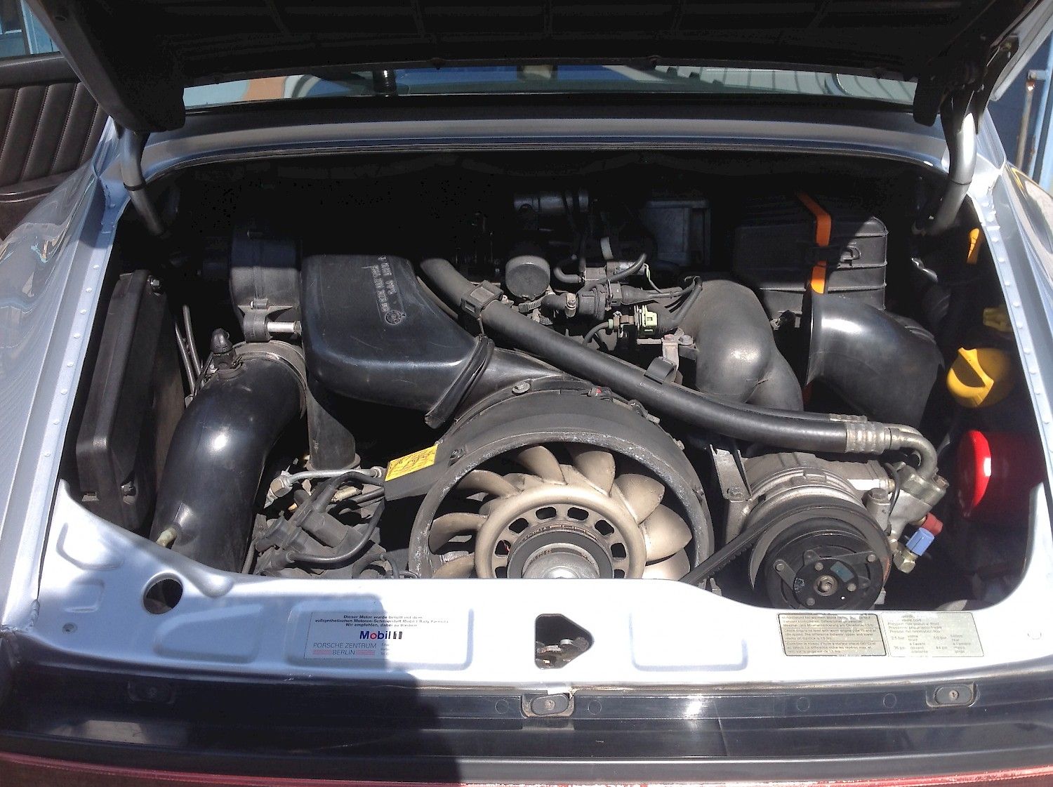 Porsche 964
