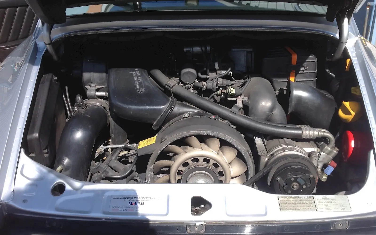 Porsche 964