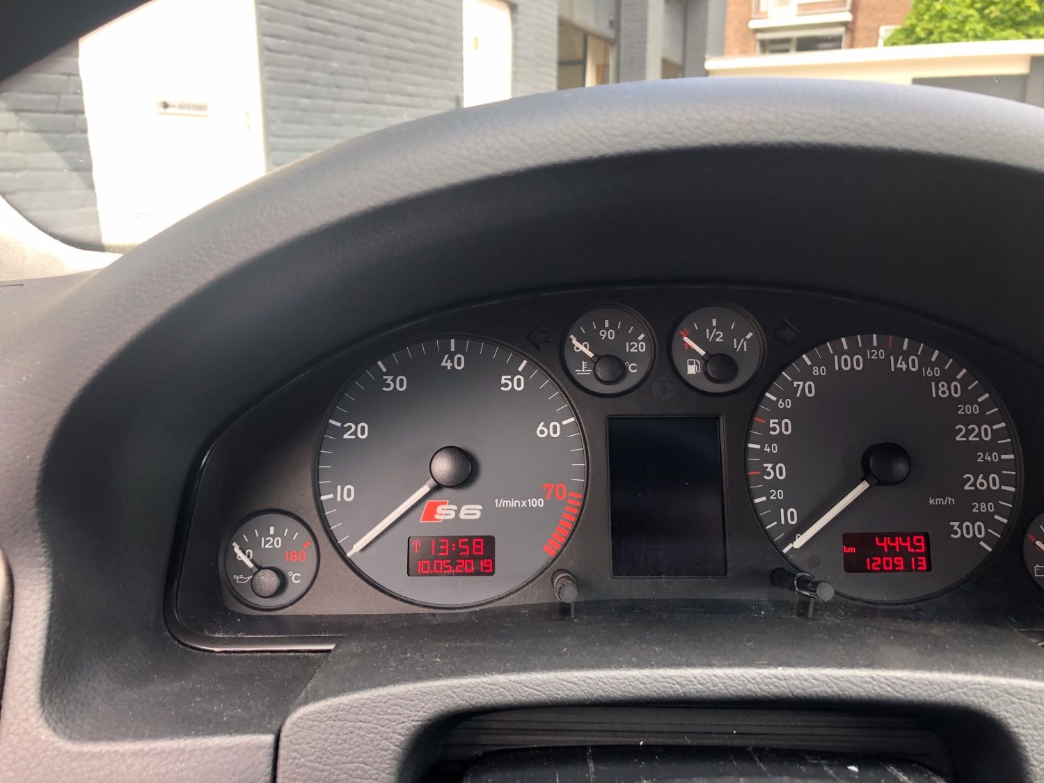 Audi S6