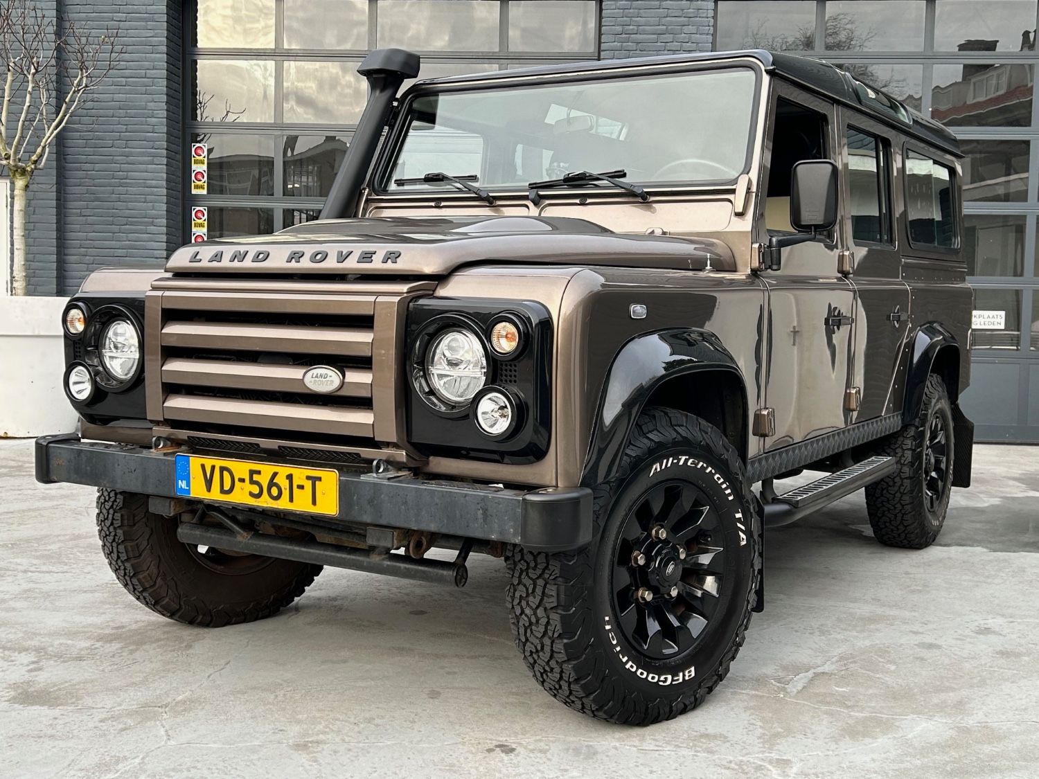 Defender 110 Rough