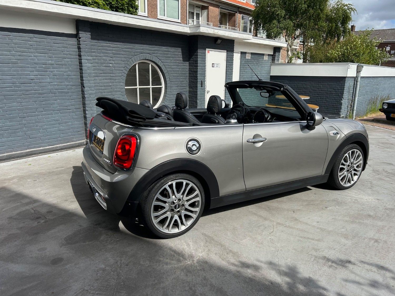 Mini Cooper S cabrio (lage km stand)