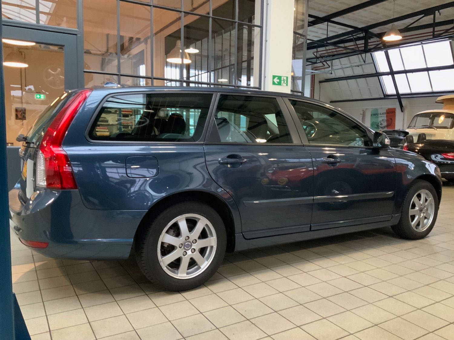 Volvo V50