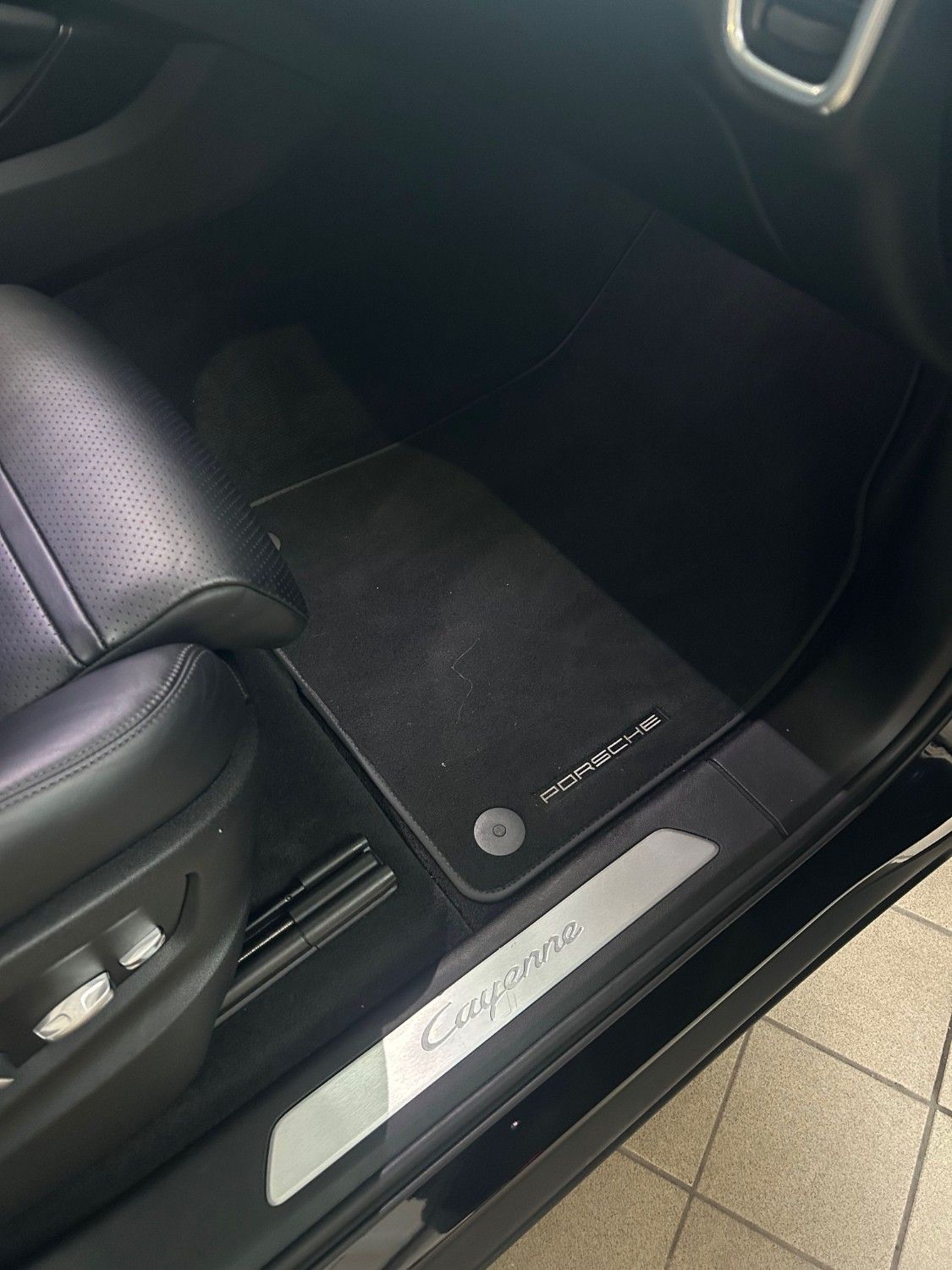 Porsche Cayenne 3.0E