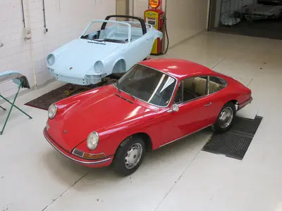 912